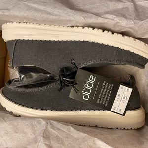 Hey Dude, Wendy chambray off black, women’s size 5. New in box, never worn.